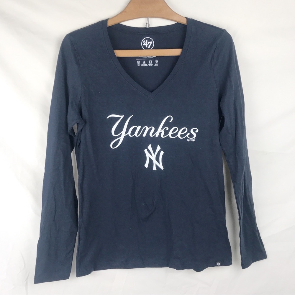 Yankees Long Sleeve V-neck Tee